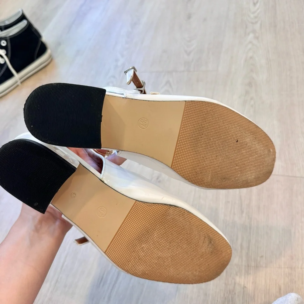 White Slick Shiny Mary Jane Buckle Two Strap Block Low Heel - Picture 5 of 6